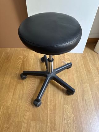 Banco de trabajo con ruedas