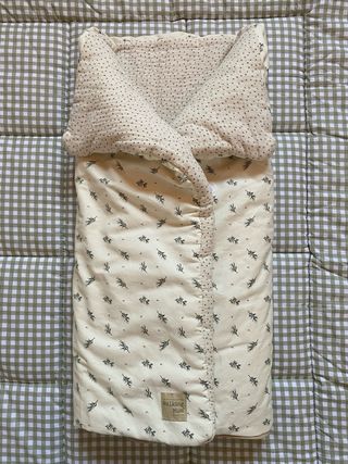 Funda y saco para cuco estampado mimos y topos