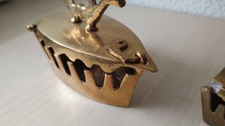 2 Ceniceros Vintage Latón (con soporte)