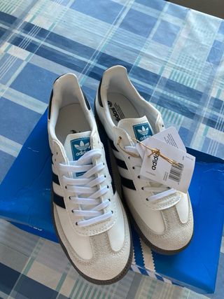 Zapatillas Adidas Samba Blancas y Negras