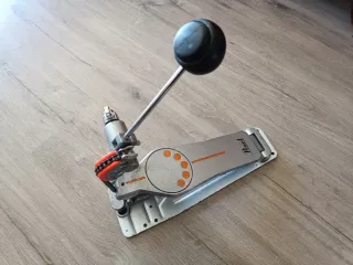 Pedal de Bombo Pearl P-930