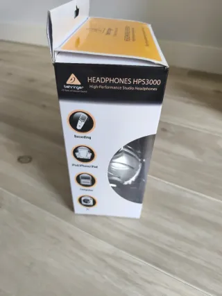 Cascos Behringer HPS3000