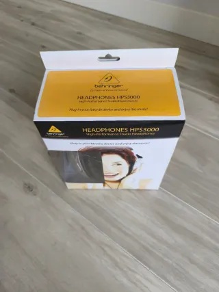 Cascos Behringer HPS3000