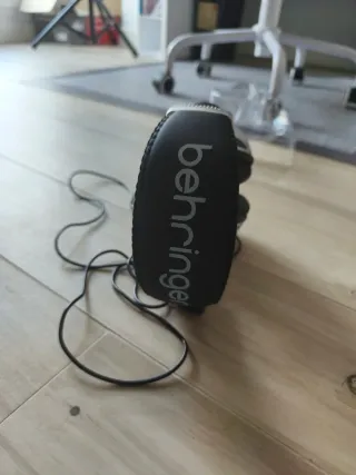 Cascos Behringer HPS3000