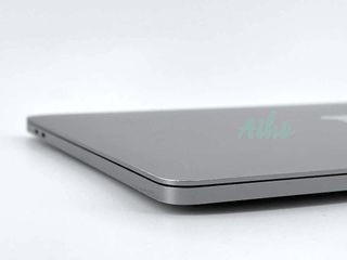 MacBook Pro 13" M1 (2020) 8 CPU/8 GPU núcleos - SSD 512GB - 8GB RAM - Gris Espacial