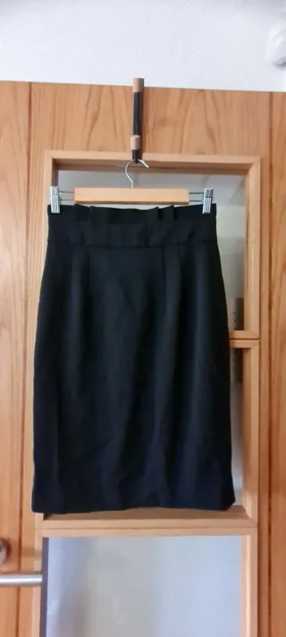 Falda Zara Negra Recta Talla S