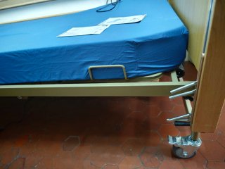 Cama articulada eléctrica
