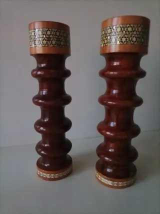 Candelabros de madera inusuales
