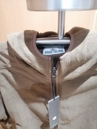 Sudadera Stone Island marrón