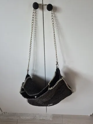 Bolso de rafia KBAS negro