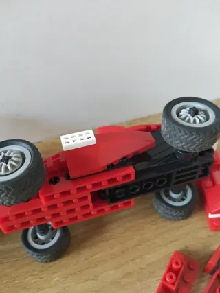 Macchinine in mattoncini