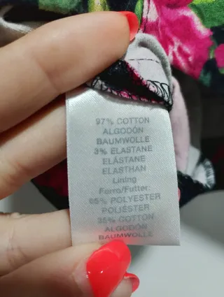 Falda River Island floral negra talla 40