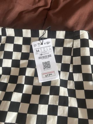 Falda cuadros blanco y negro Talla 34