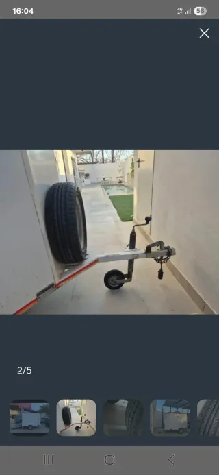 Remolque cerrado para motos