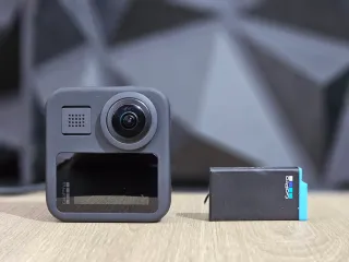 GoPro MAX 360 e 2 batterie