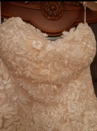 Vestido de Novia color champañ