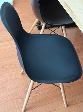 Mesa comedor y banco madera natural y metal