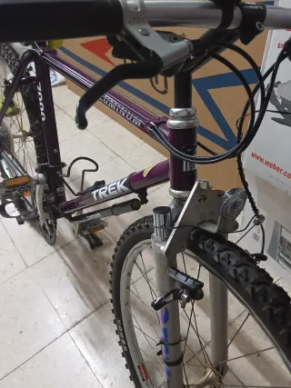 Trek 7000 Aluminio Vintage MTB USA 18' de segunda mano por 250 EUR