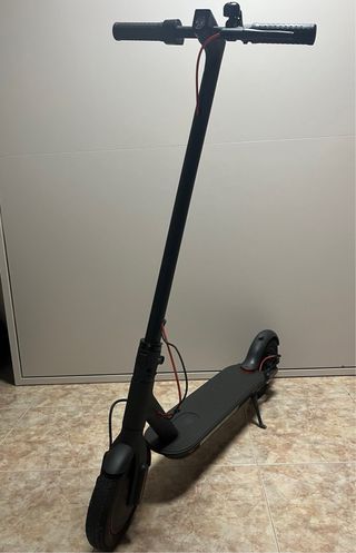 Xiaomi Mi Electric Scooter Pro