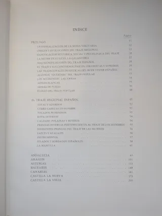 Trajes regionales españoles - Manuel Comba