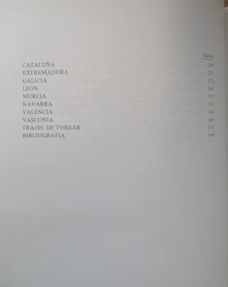 Trajes regionales españoles - Manuel Comba