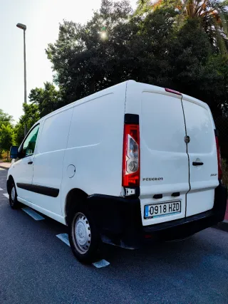 Peugeot Expert 2014