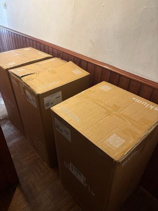 Pack 4 Taburetes altos beige con asiento de ratán