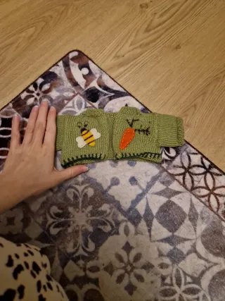 Cardigan mydoll bambola verde con ricami ape e car