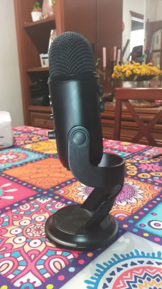 Micrófono Blue Yeti Negro