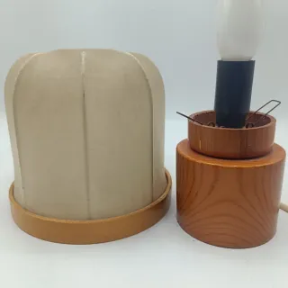 Lámpara Mesa Cocoon.