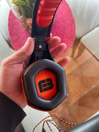 Cascos Gaming Blackfire Naranjas