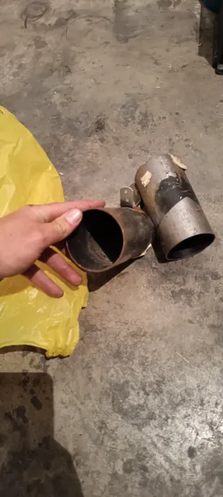 Colas de escape dobles