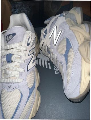 New Balance 9060 Pearl Grey Linen Talla 39.5