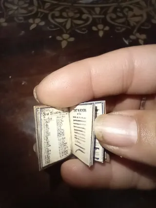 Libri in miniatura in scala 1:12