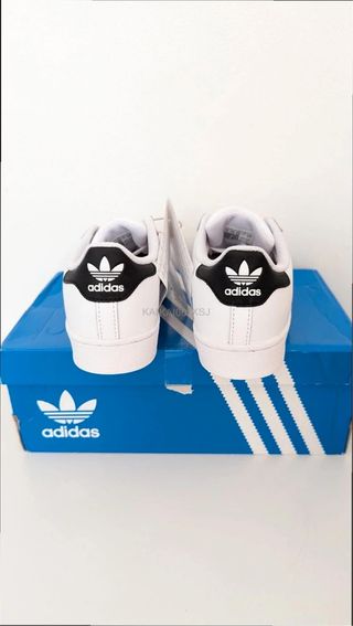 Adidas Superstar Talla 39 Blanco y Negro