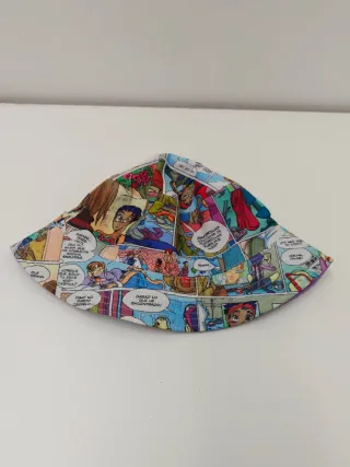 Gorro bucket unisex estilo cómic