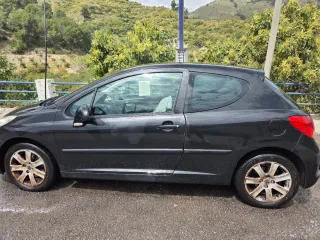 Peugeot 207 2006