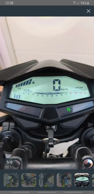 Moto Negra/Gris y amarilla