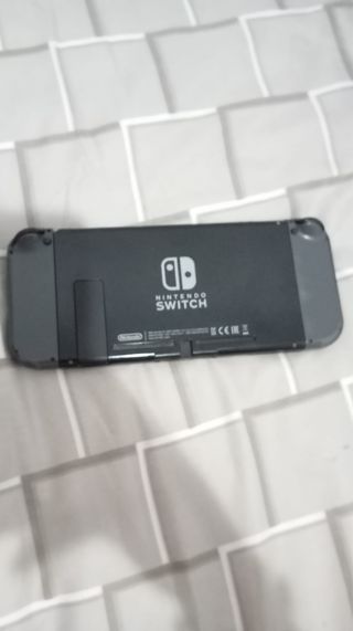 Nintendo Switch + Accesorios y Juegos