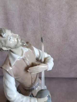 Figura Lladró "Don Quijote Declamando"