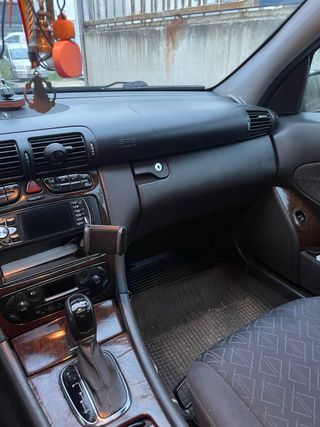Mercedes-Benz Classe C (206) 2002
