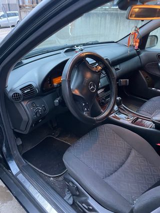 Mercedes-Benz Classe C (206) 2002