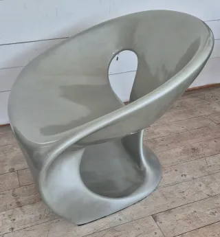 Kundalini Hara Sedia Design