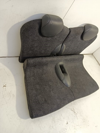 ASIENTOS TRASEROS MINI MINI (R50,R53) W10B16A