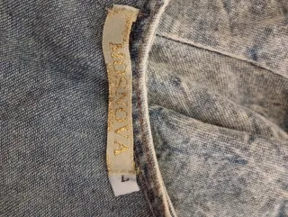 Peto vaquero con estampado