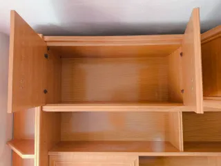 Habitación juvenil nido con escritorio