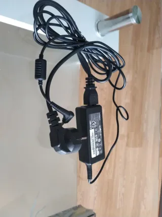 Cargador Liteon PA-1400-76 19V 2.1A Asus