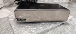 Reloj de mesa con carga inalámbrica