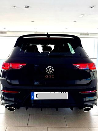 Volkswagen Golf 2025