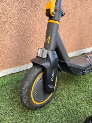 Patinete Cecotec Bongo 700W Negro/Amarillo